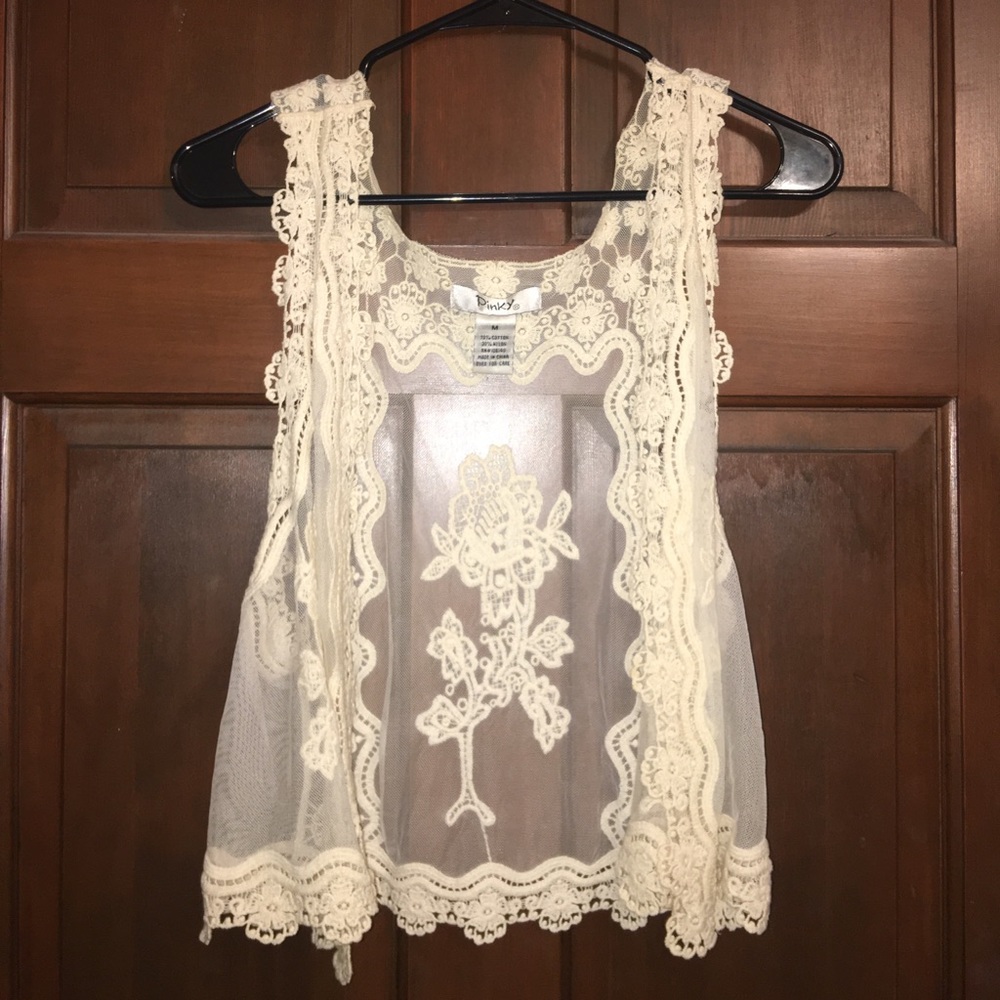 Boho Embroiderd Vest🤩